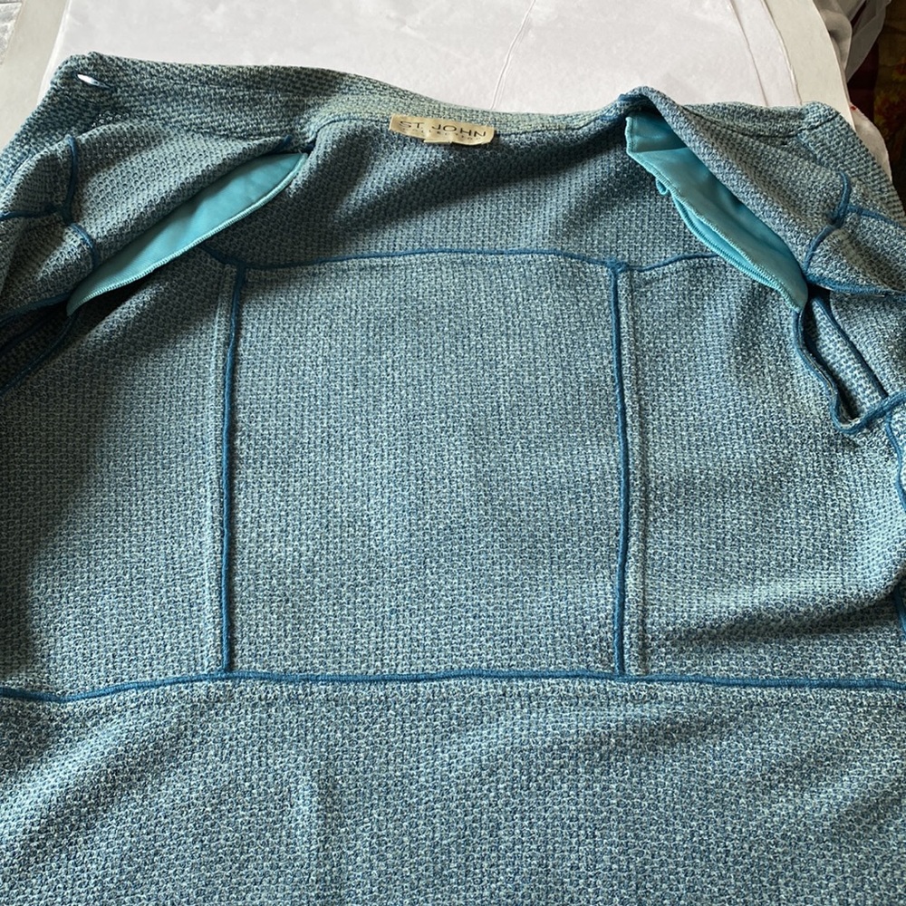 St. John Collection Jacket - Picture 7 of 8